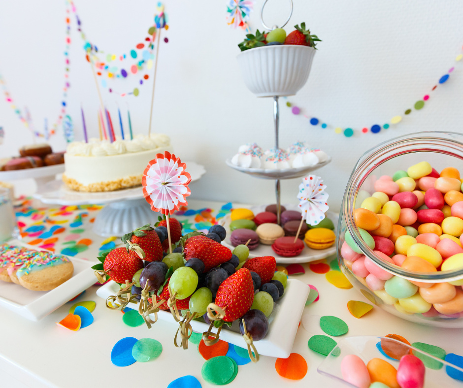 Urodzinowy słodki stół